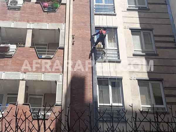 چگونگی انجام کار نماشویی